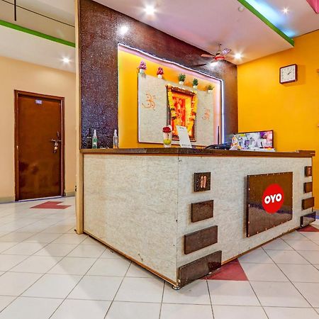 Oyo Flagship Hotel Samruddhi Lodge Nirmal  Zewnętrze zdjęcie